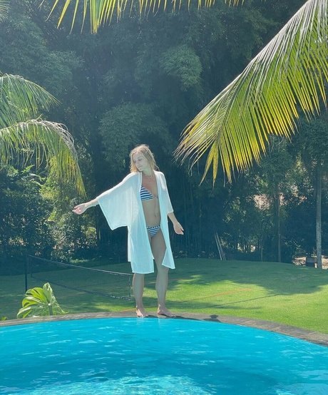 Fernanda Colombo hot actress pic