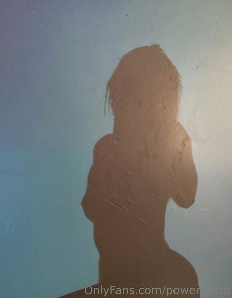 powerfulclit star nude img