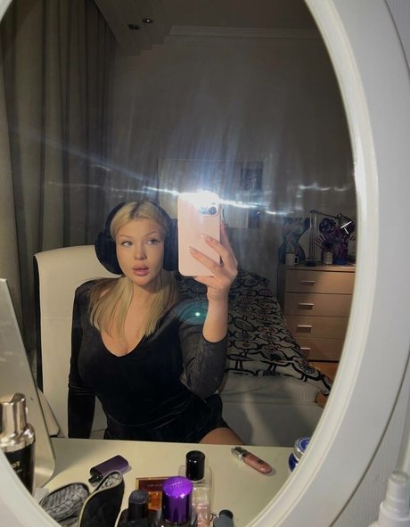 Zaebacho pornstar beautiful image