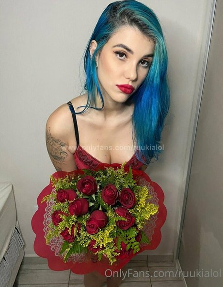 Ruukialol nude pornstar picture