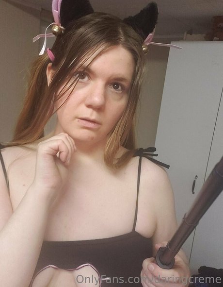 daringcreme top model photo