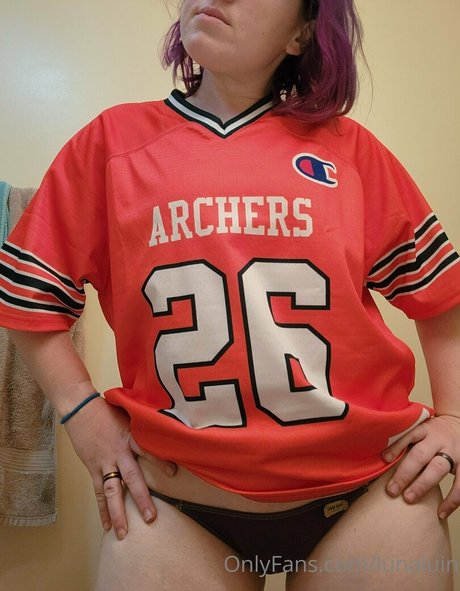 lunaluin star naked img