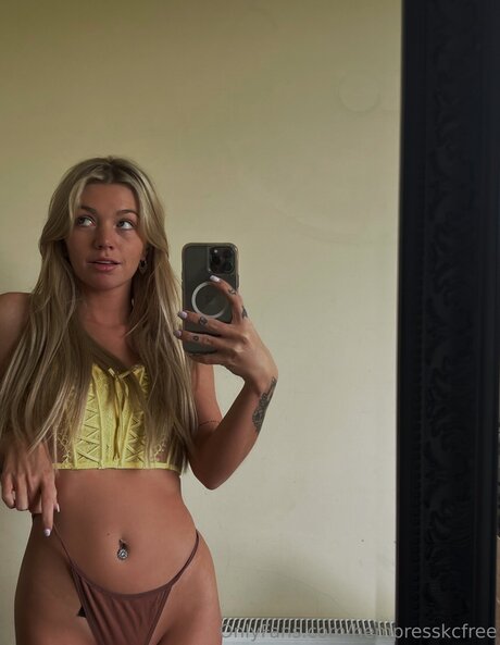 hempresskcfree star nudes pics