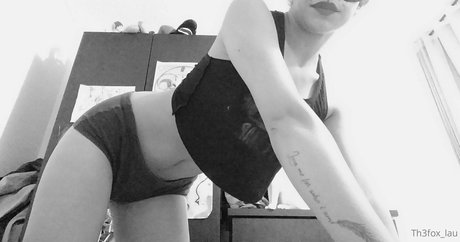 th3fox lau perfect actress photo