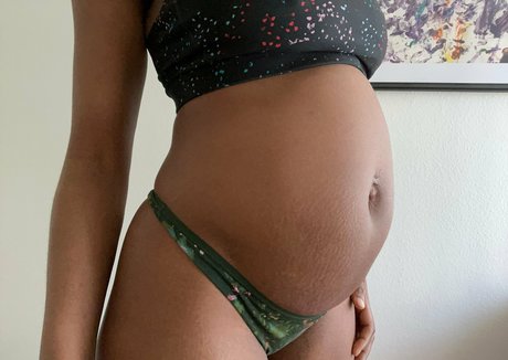 mangomob92 pornographic model pictures