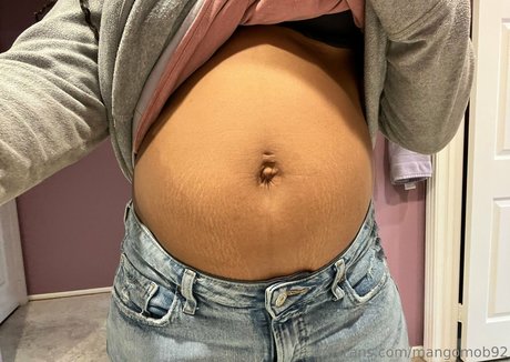 mangomob92 model art pics