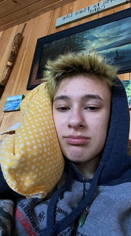 punkfrog adult star image