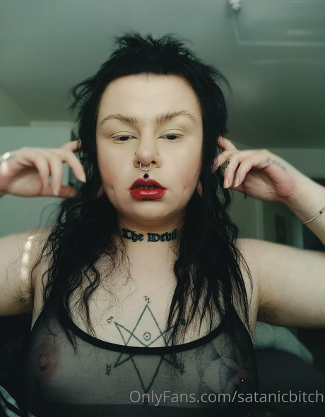 bitxhcraft free actress galleries