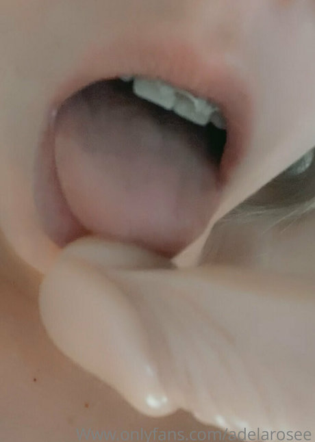 adelaroseefree art model img