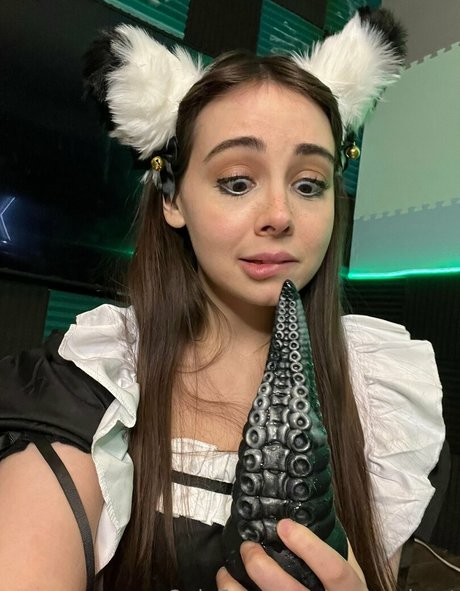 Souppahnat naked actress pics