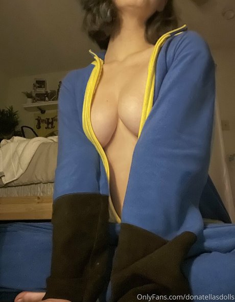 donatellasdolls star art pic