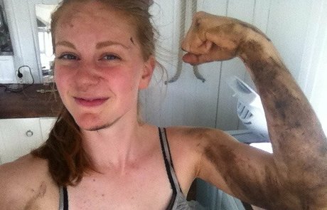 Simone Giertz high quality actress images