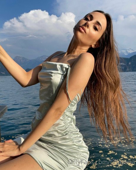 tiffayana exclusive star photos