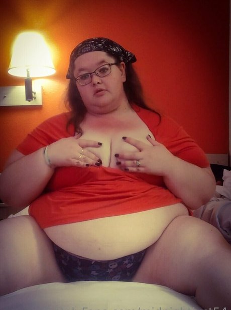 midnightlust54 pretty actress pics