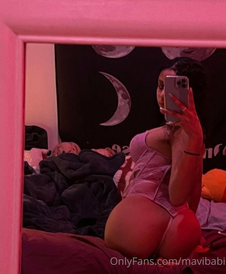 mavibabi model nude pics