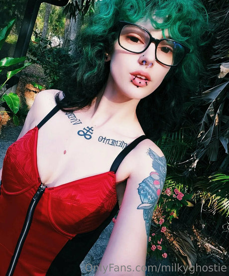 milkyghostie nudes pornstar image