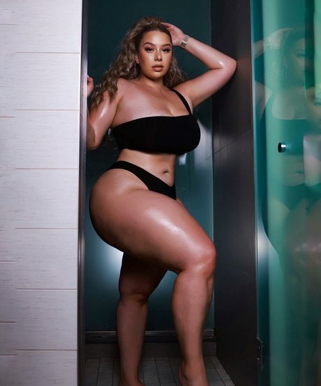 Blondiemami xxx actress photo