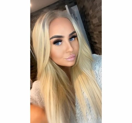 Molly O Shea model xxx galleries