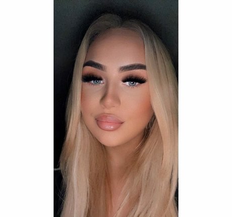 Molly O Shea model sex pic