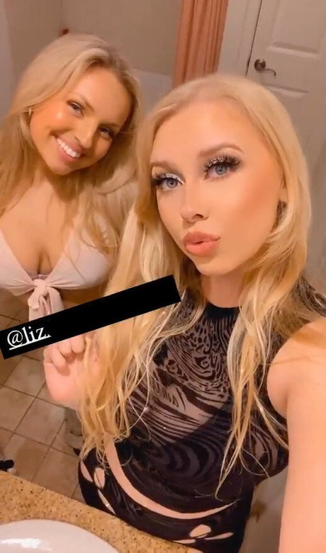 Rhiannon C star hot image