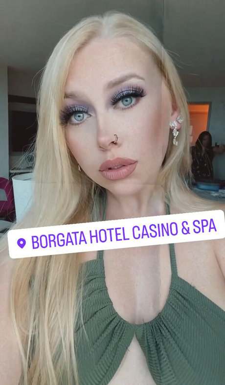 Rhiannon C pornstar xxx picture