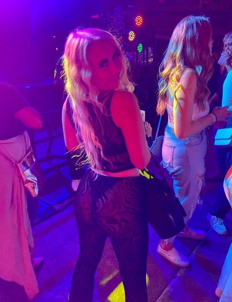 Rhiannon C model best photo