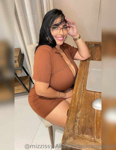 big tits gym onlyfans exclusive image