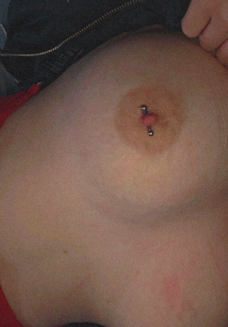 carlahardeen model nudes gallery