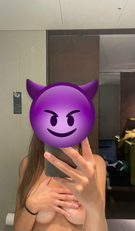 ninaninatez star beautiful picture