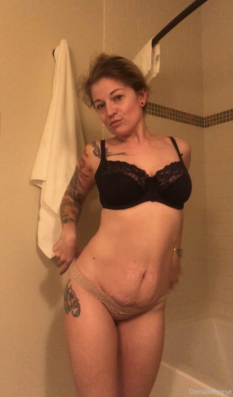 denalireese sex model picture