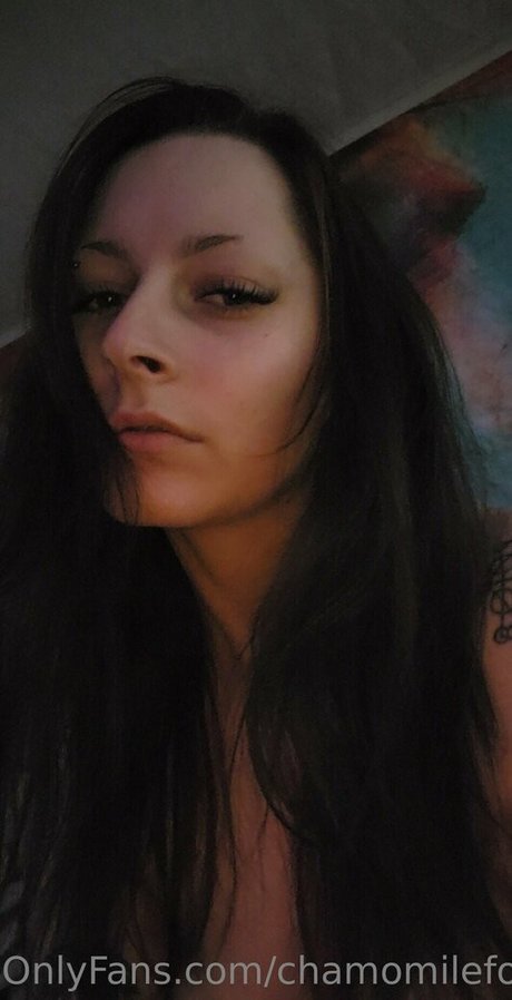 chamomileforbed nude model galleries