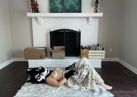 emmawerewuff model adult images