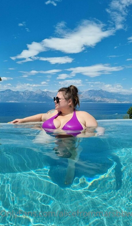 alicefrommarsbbw pornstar naked photos