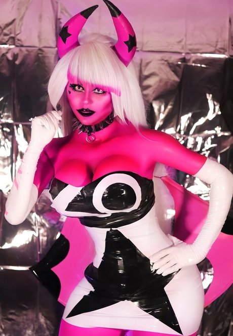 Paralllaxus pornstar archive