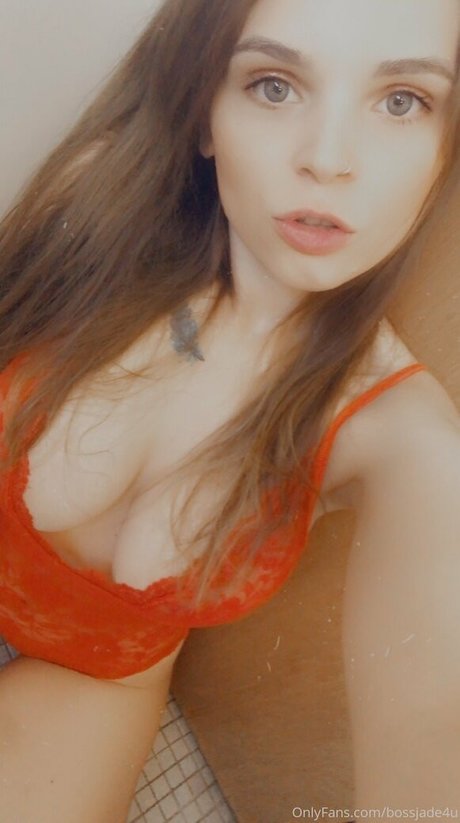 bossjade4ufree star nude photo