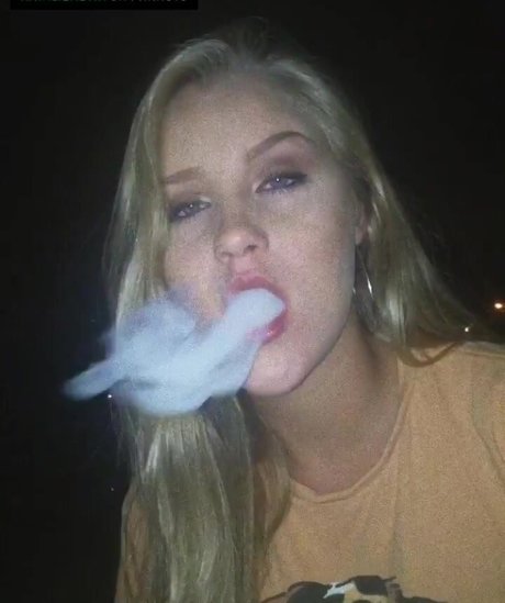 natnevv model xxx pic