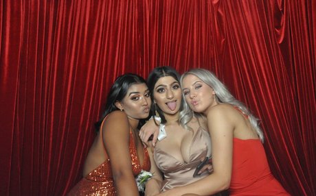 Busty Indian pornstar beautiful galleries