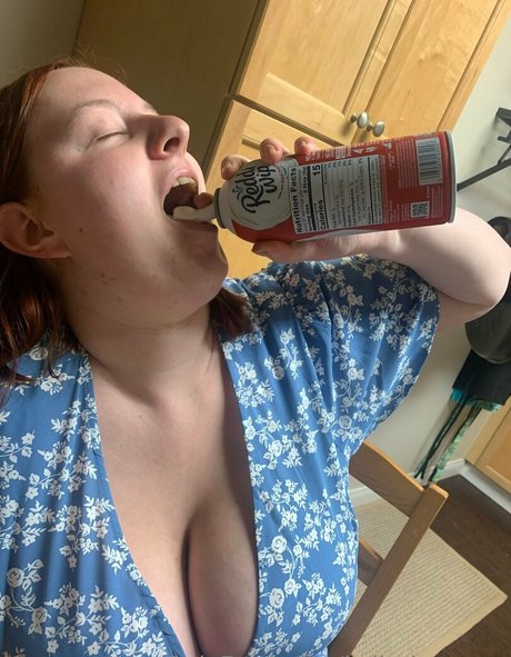 kyliethecurvy model porn galleries