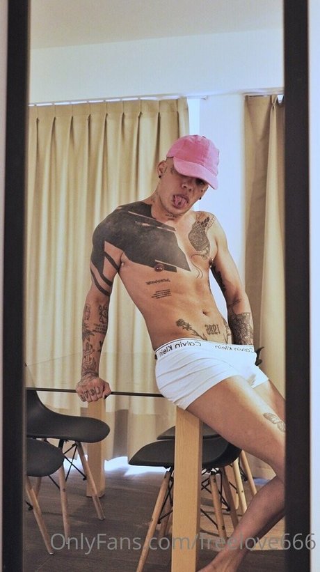 freelove666 best model image