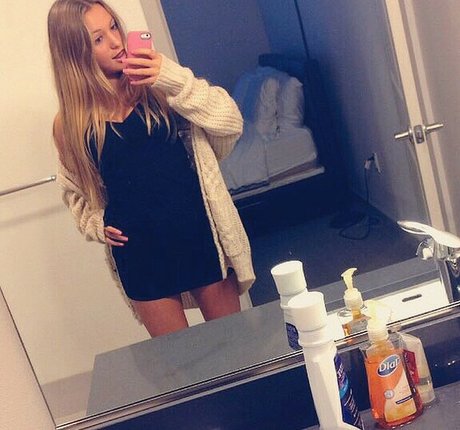 Kimi McFarland star art photo