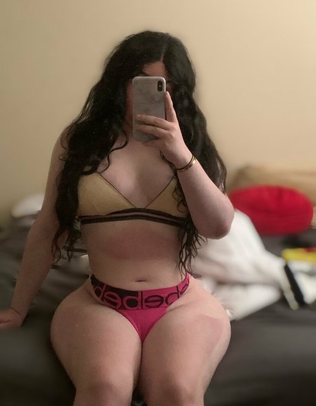 purplebentley model nude photos