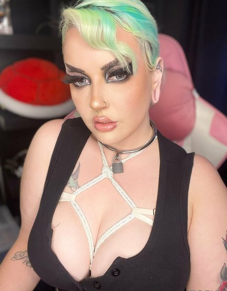 harpervalentinevip pornstar pretty pic