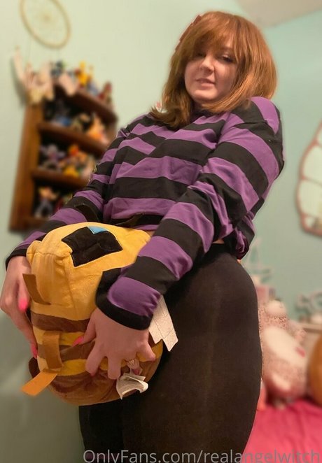 realangelwitch hot pornstar pics