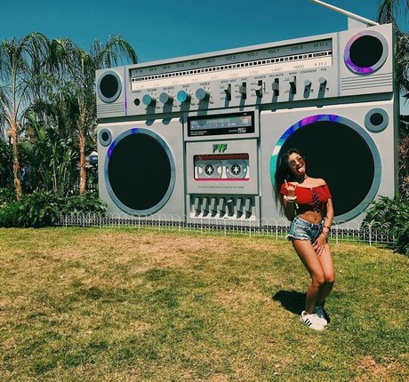 Alina M hot model photos