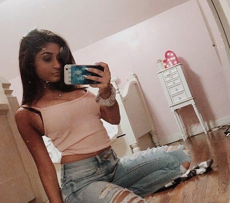 Alina M star sex photo