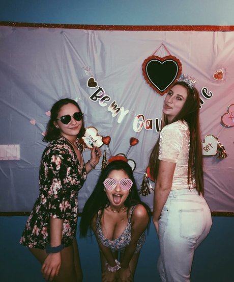 outdoor milf onlyfans sexy naked archive