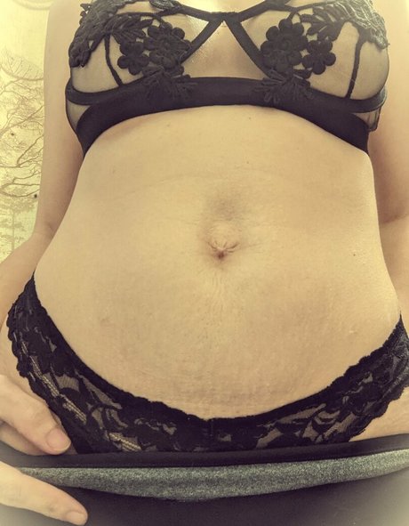 layannadoromitji naked star pictures