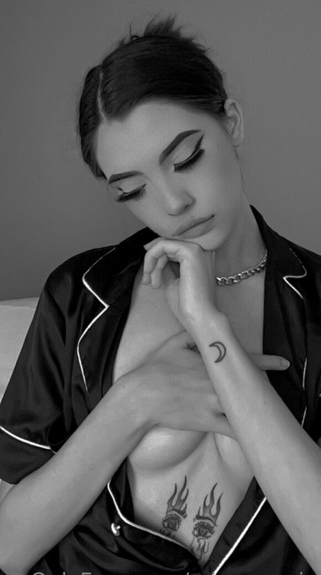 miaxomarie nudes pornstar pics