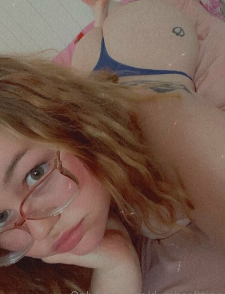 dumbsofttiee nudes model archive