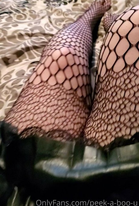 peek a boo u star nude img